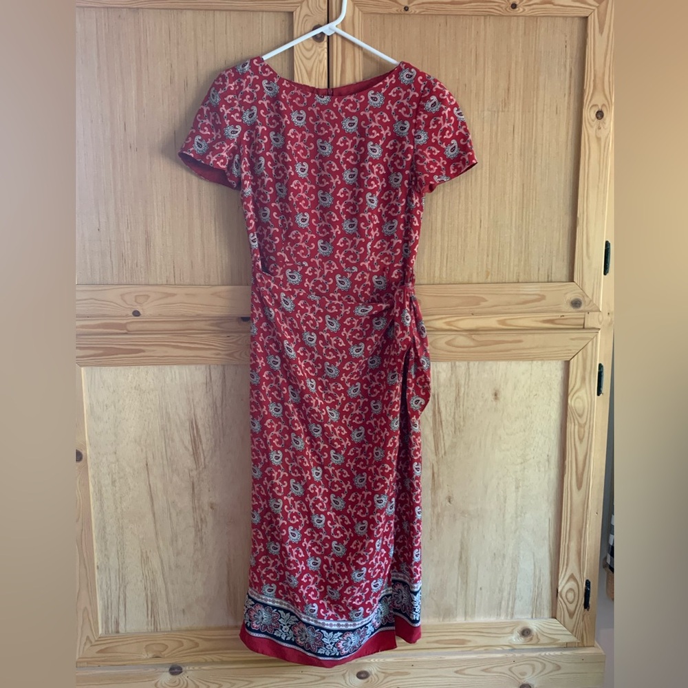 Talbots “Pure Silk” red paisley printed modest wrap style dress size 2